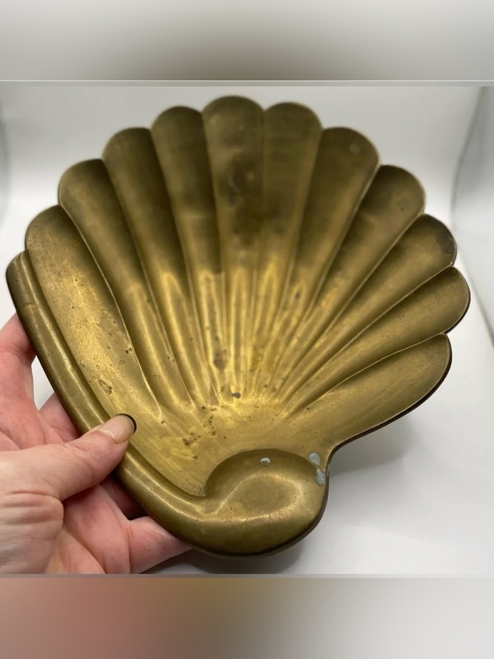 Footed Scalloped Shell Trinket Candy Dish Rosenthal Netter Brass Metal Vintage